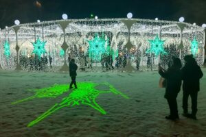 Festival Musim Dingin White Illumination