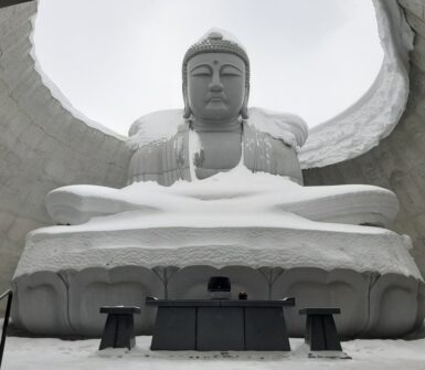 Sapporo Makomanai Takino Cemetary Buddha Hill giant statue 2
